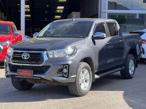 Toyota Hilux SR Diesel