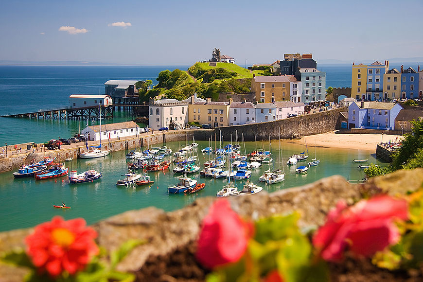Tenby Harbour, Tenby, Pembrokeshire, Wales, UK.jpg