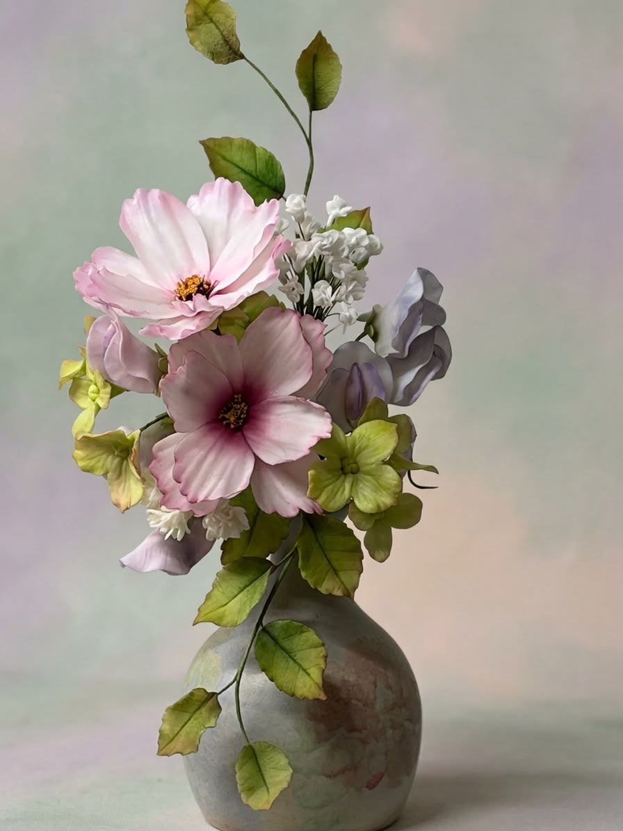 Jan Baybutt: Sugar Flowers Taster Workshop