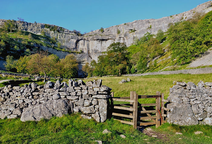malham cove Yorkshire dales_edited.jpg