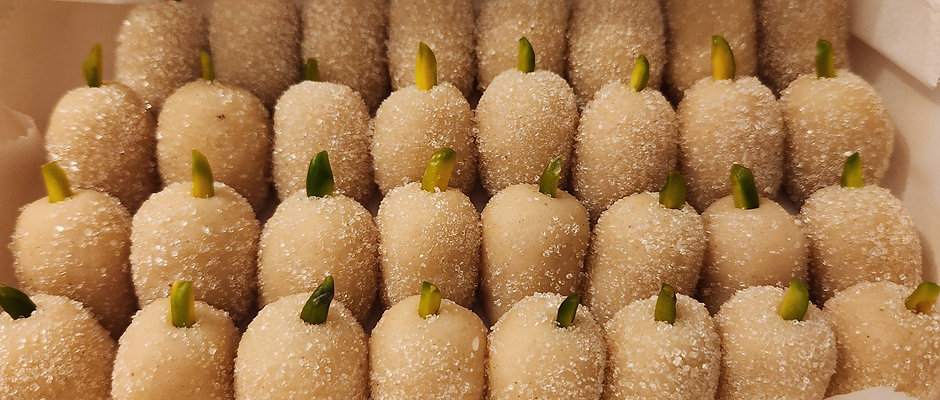 Toot (Almond Marzipan Candies)