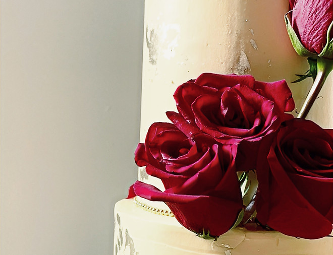rose cake