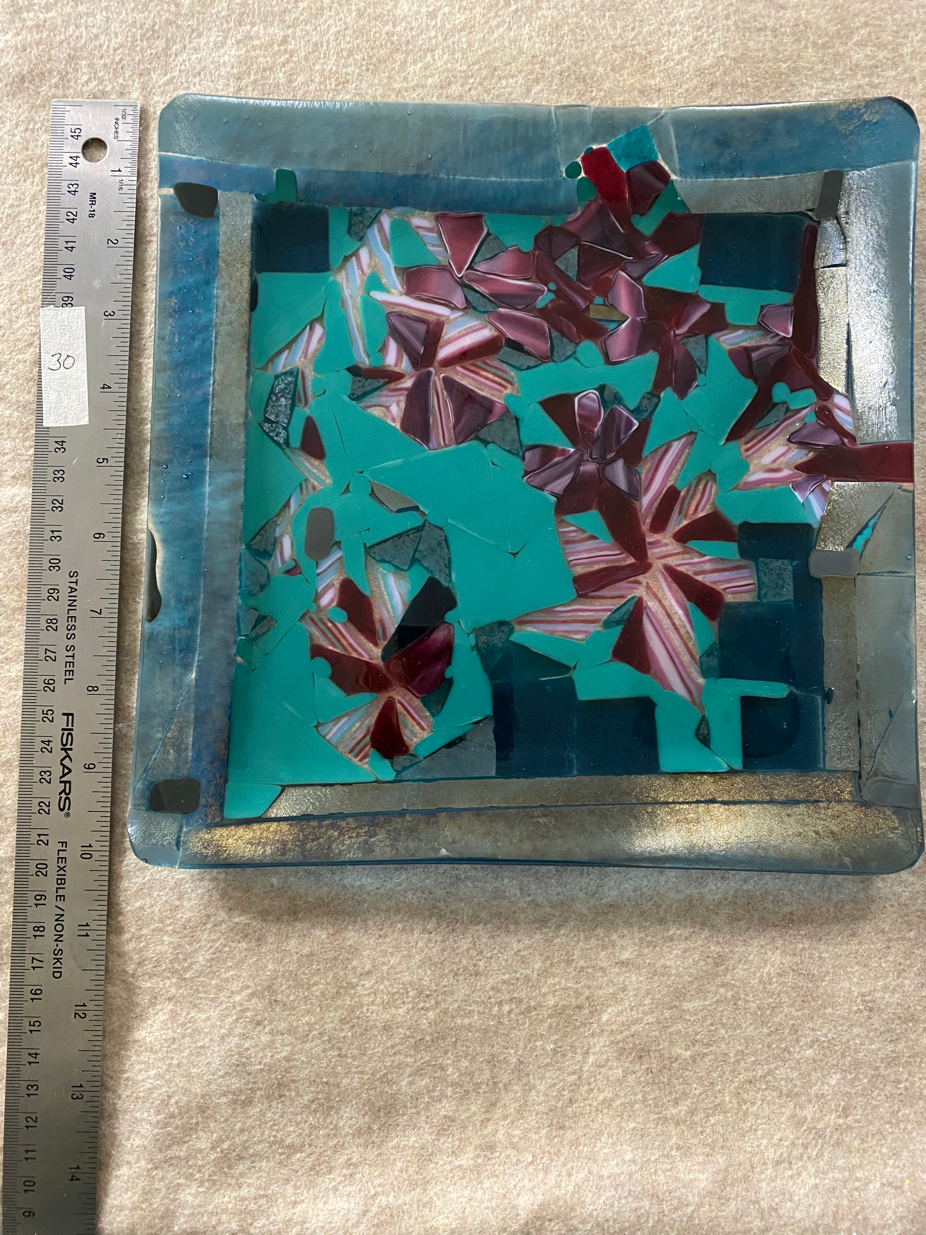 10" Flower Stringer Abstract Pinks on Aqua
