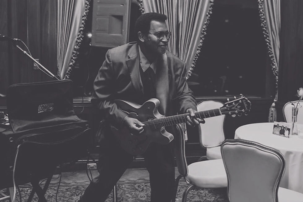 Live Music with Vince Martin