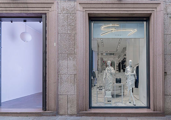 Genny opens its new boutique in The center of "Milan"