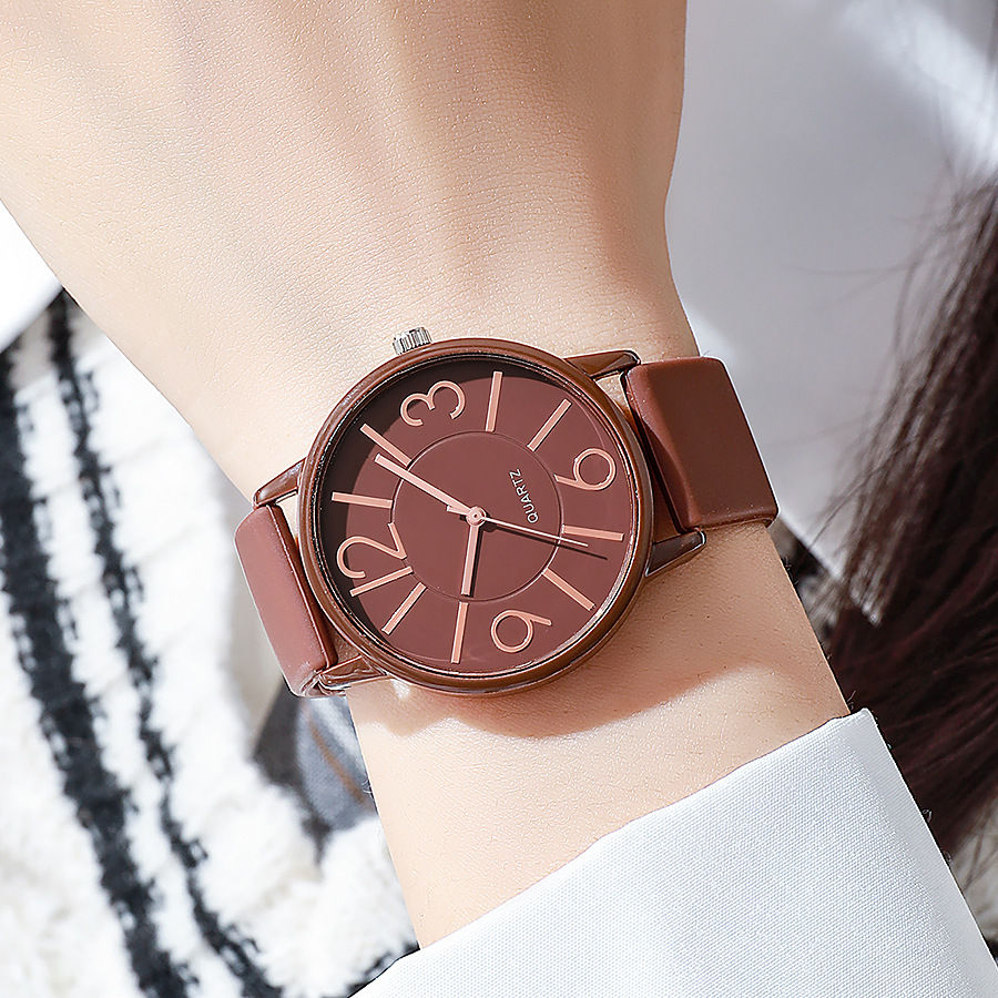Modern Women's Silicone Strap Quartz Watch