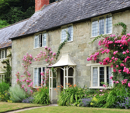 Old Brick Country House Listed for Sale