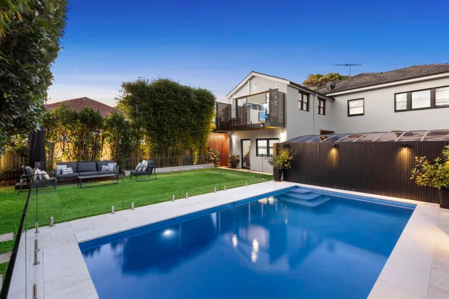 Luxury house property in Freshwater