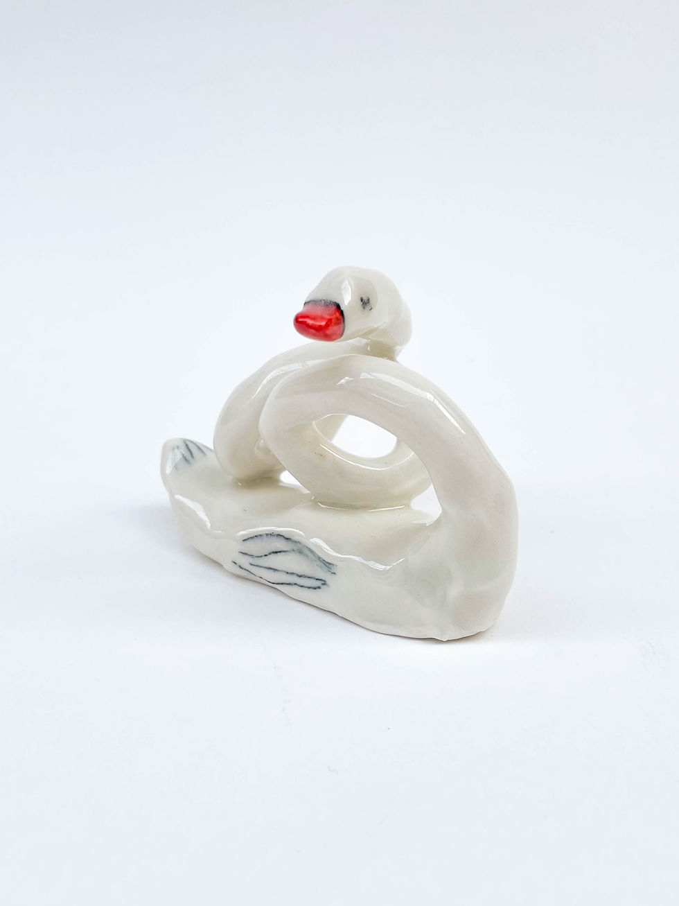 Thumbnail: Swan sculpture