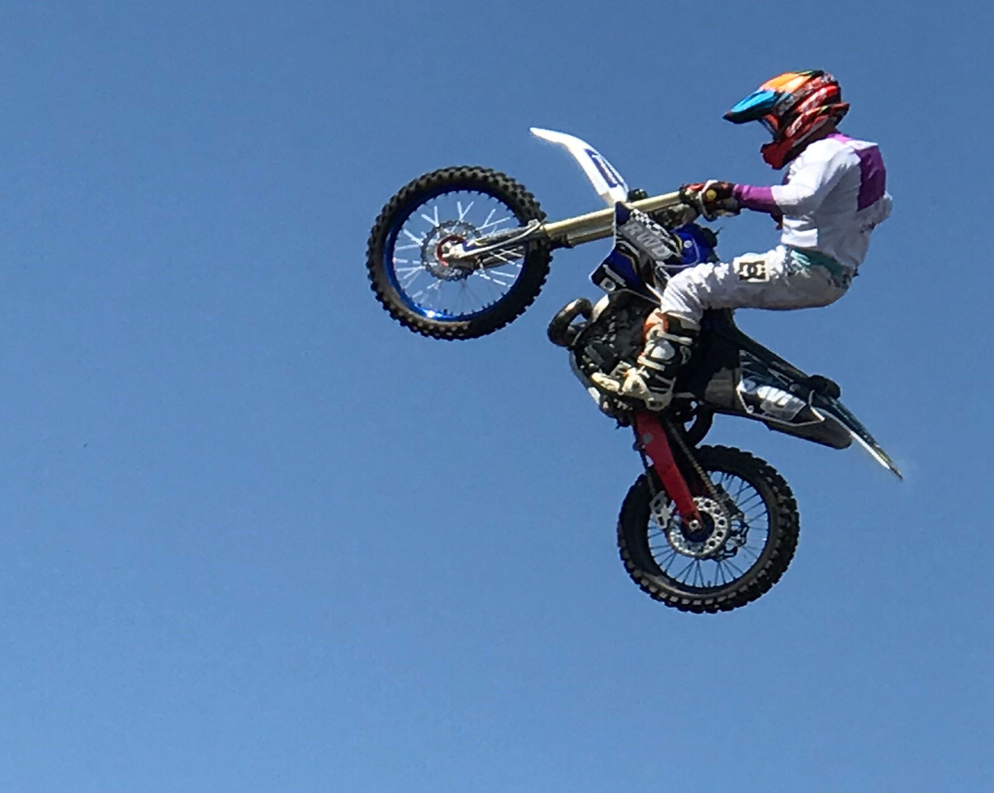 1066 Dirt Bike Air