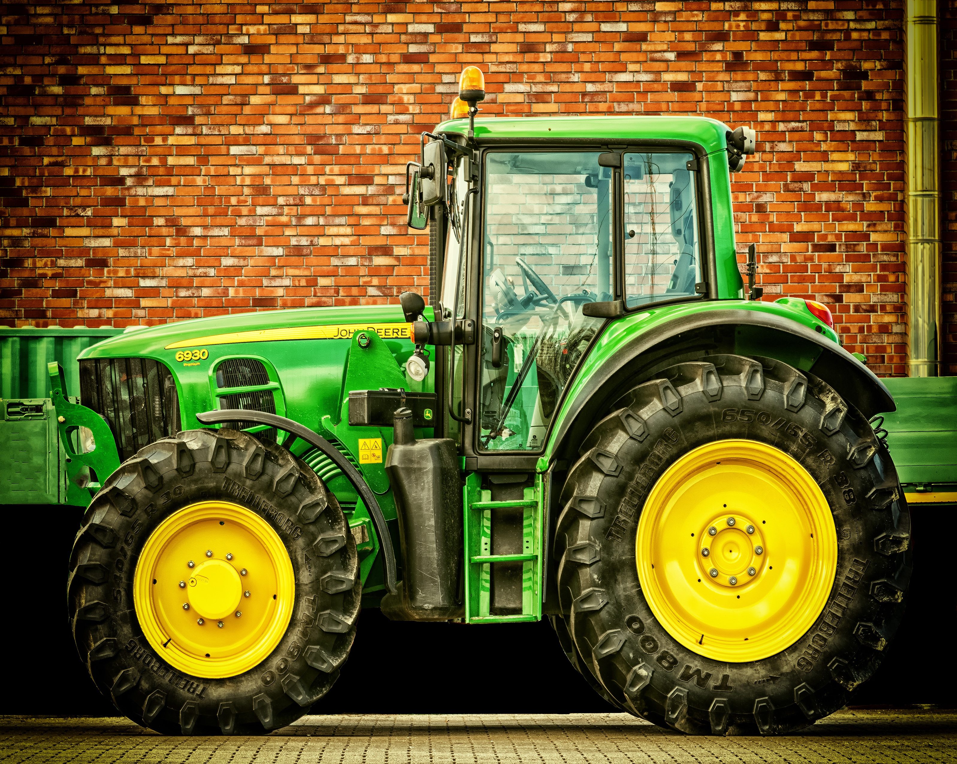 1116 Tractor