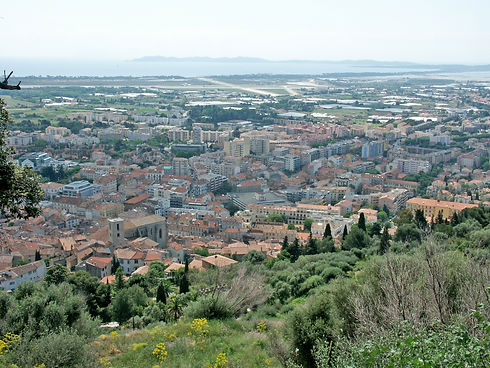 Hyeres_aeroport_porquerolles.jpg