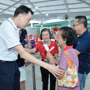 Care Pack Distribution to Vulnerable Residents in Pek Kio