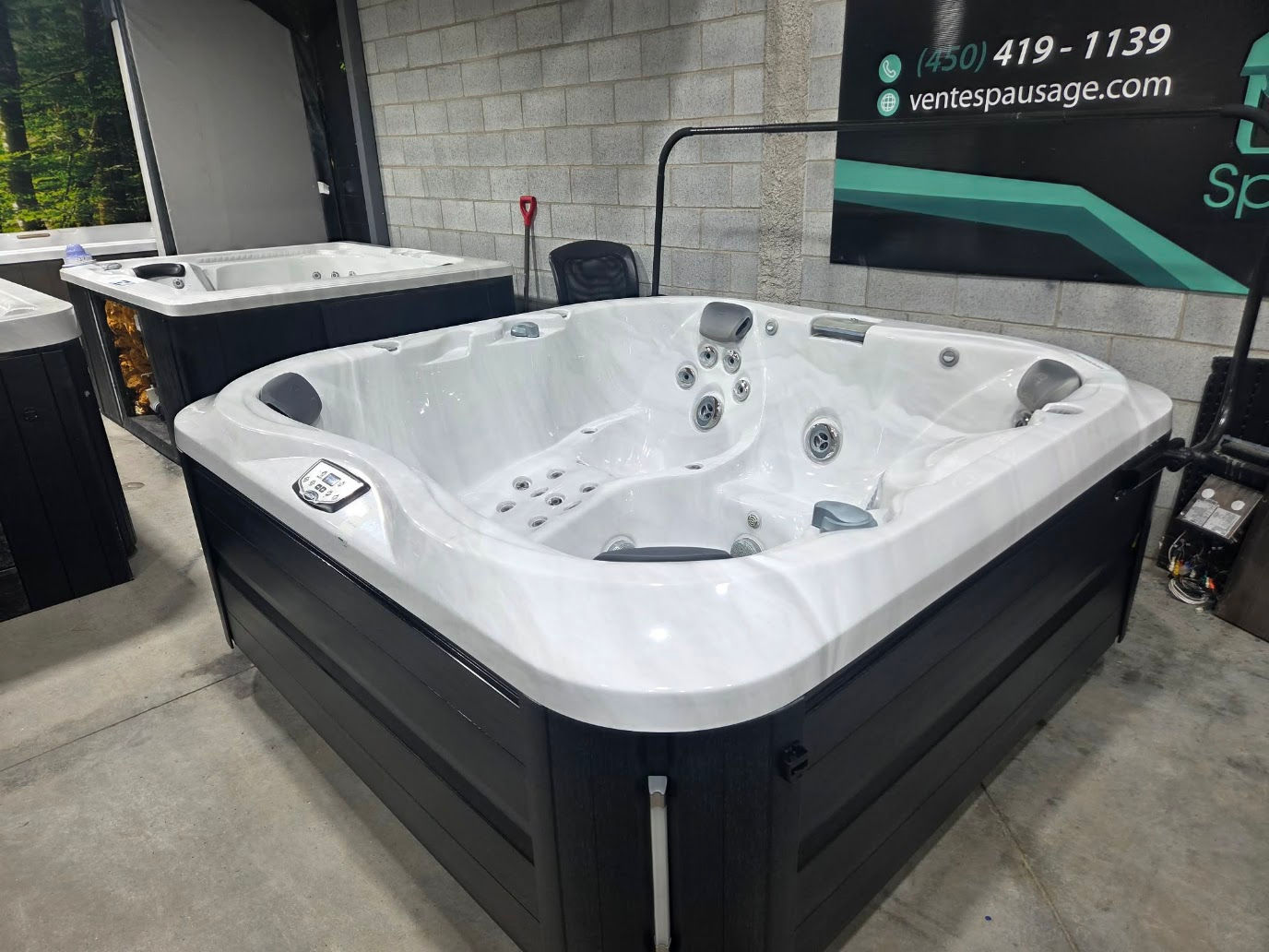 Jacuzzi J-335 2021 reconditionné !!