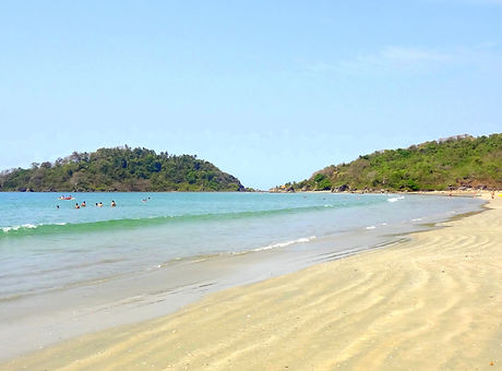 Goa_beautiful_beach.jpg
