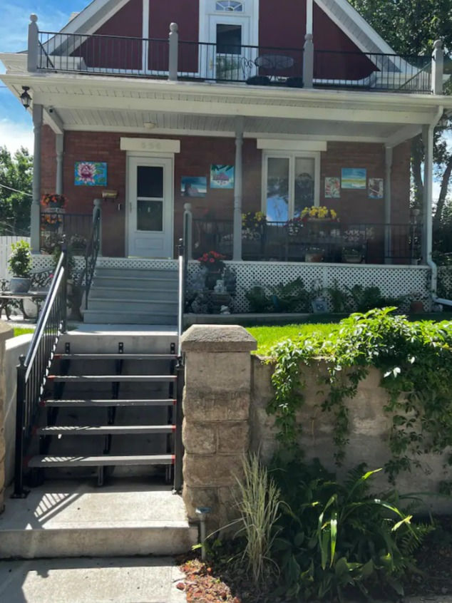 Beautiful Turn of Century Home with Modern Upgrade