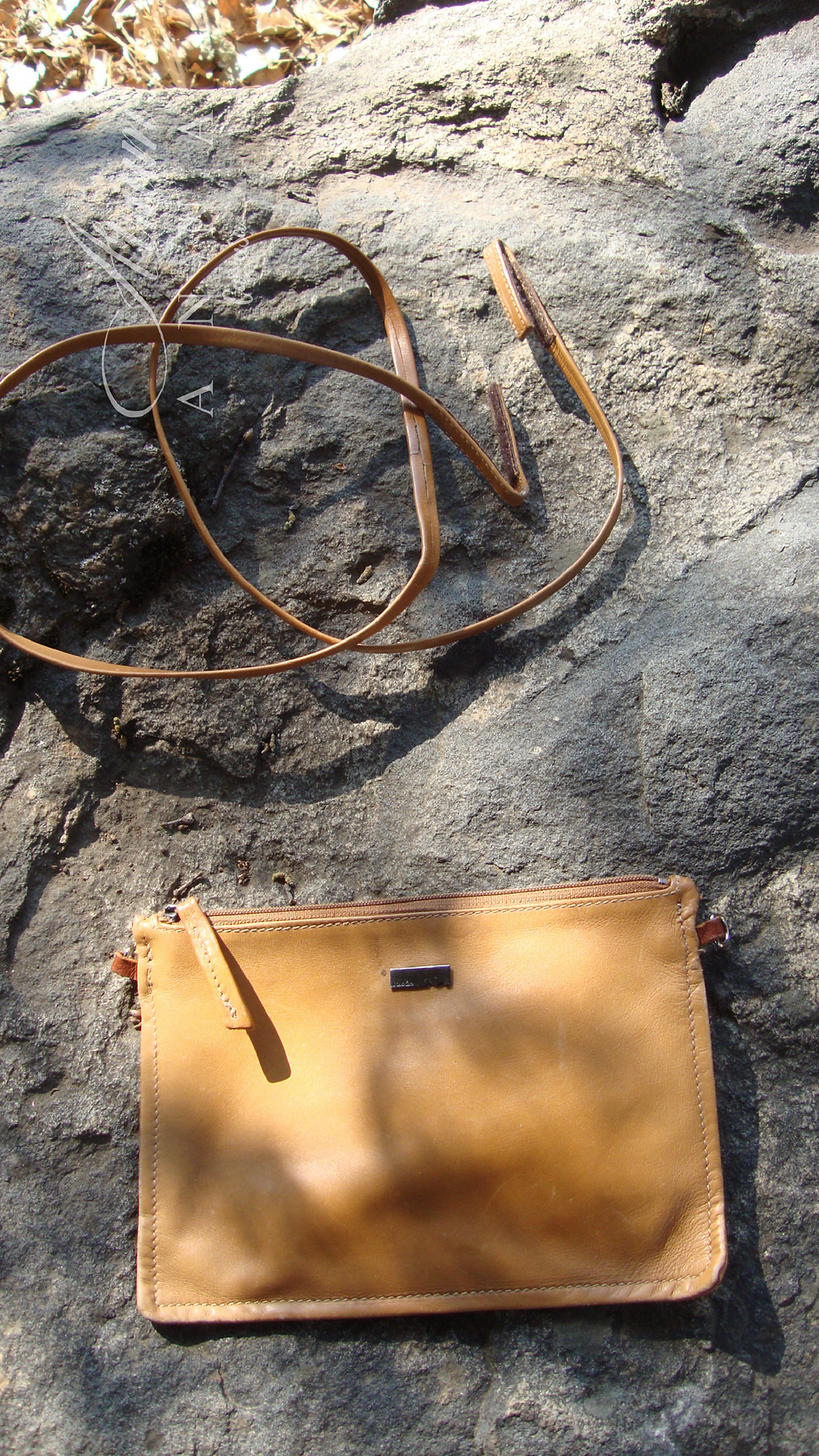 Thumbnail: 70s Max Mara Little Leather Vintage Crossbody Purse