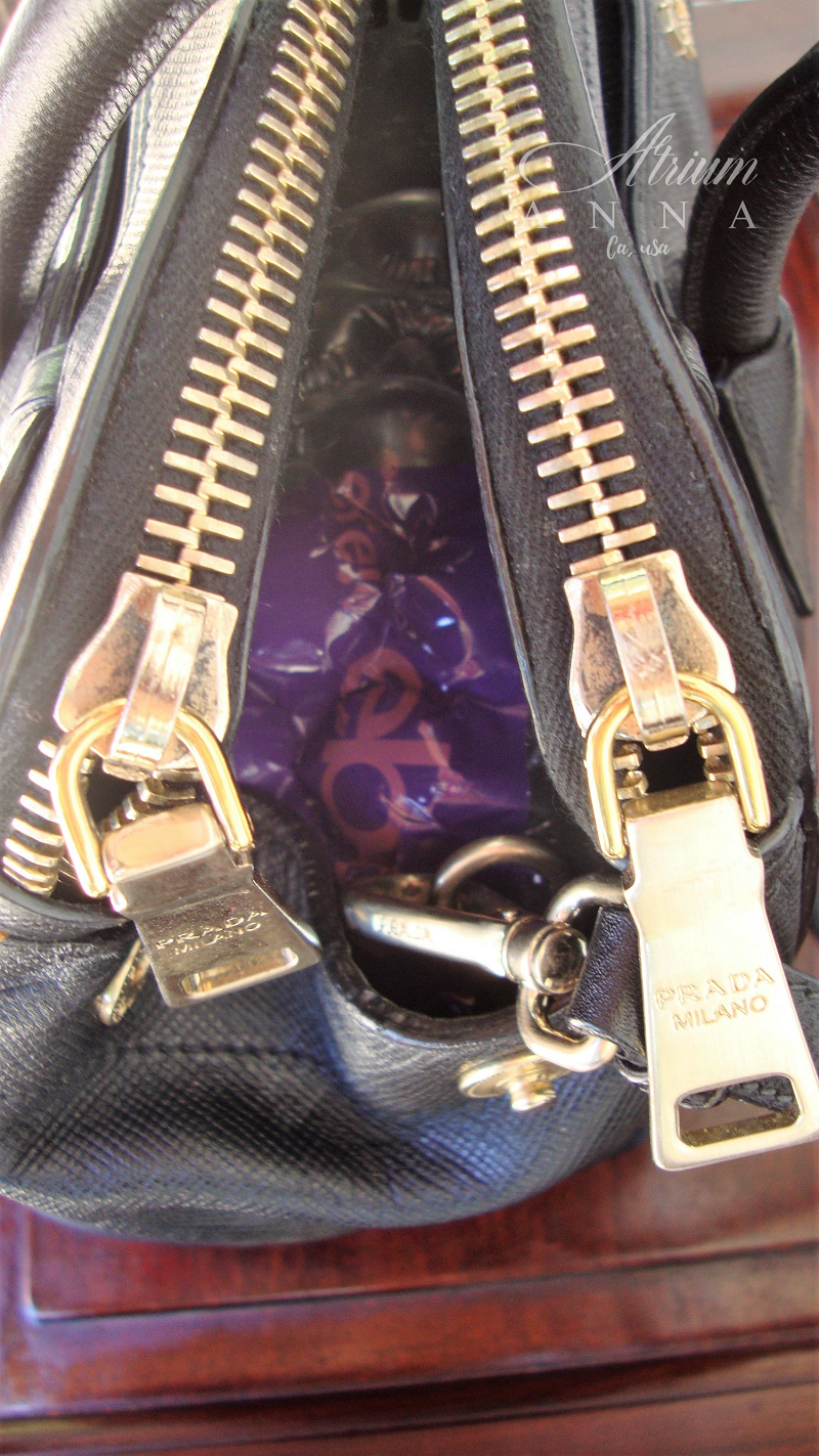 Thumbnail: Prada Saffiano Leather Vintage Big Black Tote/Shoulder Purse