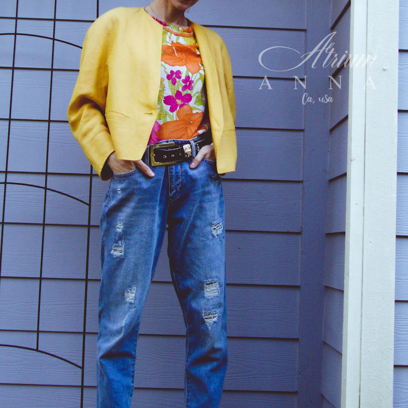 Thumbnail: MaxMara Vintage 70s Yellow Linen Blazer, 38