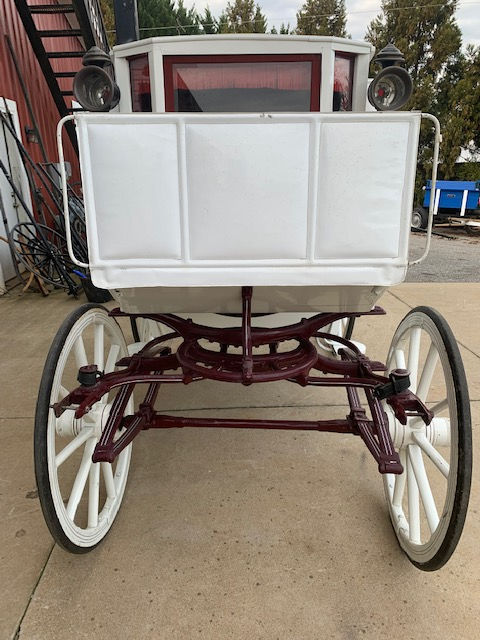Thumbnail: White Brougham
