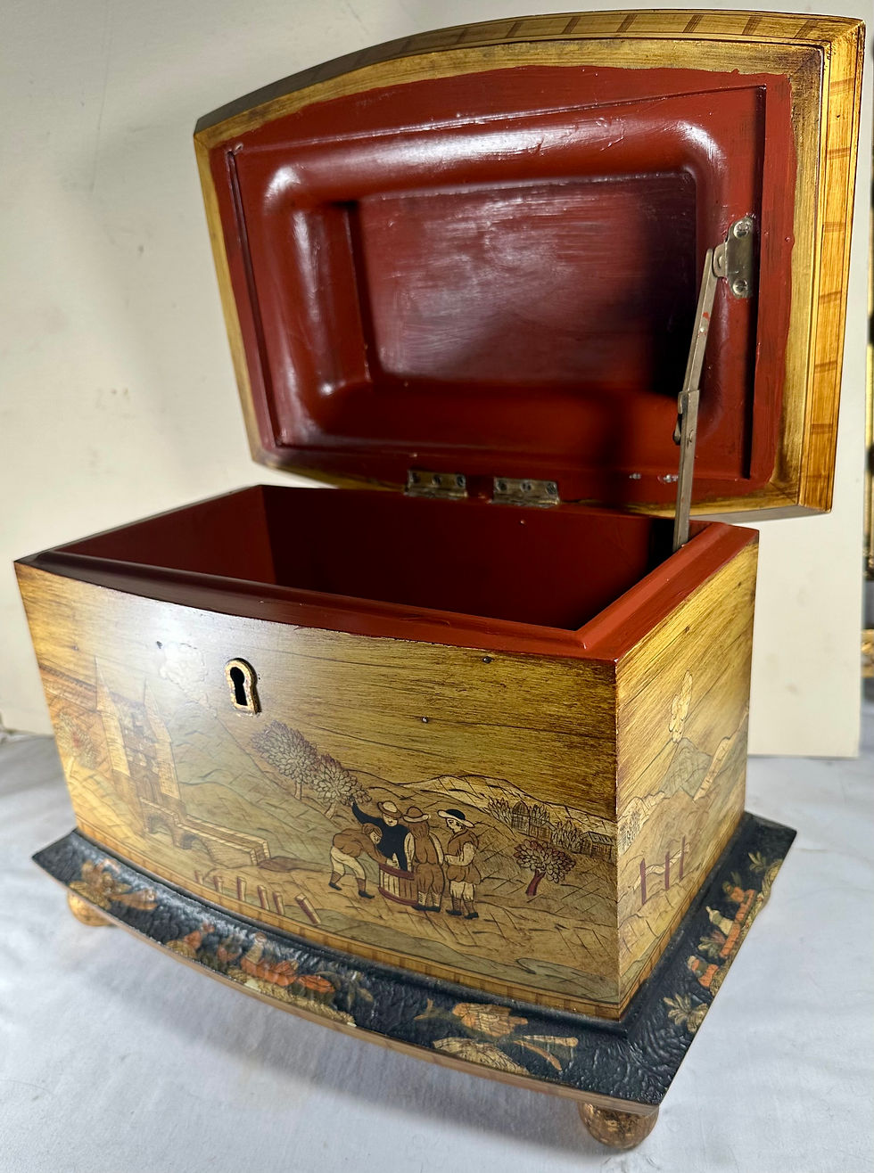 Thumbnail: Vintage Regency Style Chinoiserie Jewelry Box on Ball Feet.