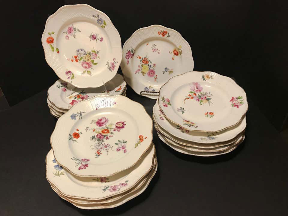 Thumbnail: 18th Century Hand Painted French Soft Paste Porcelain Dinner Plates, Set of 16