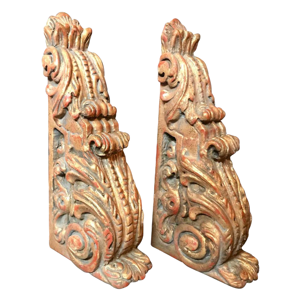 18th Century Pair of Large Giltwood Baroque Spanish Corbels
