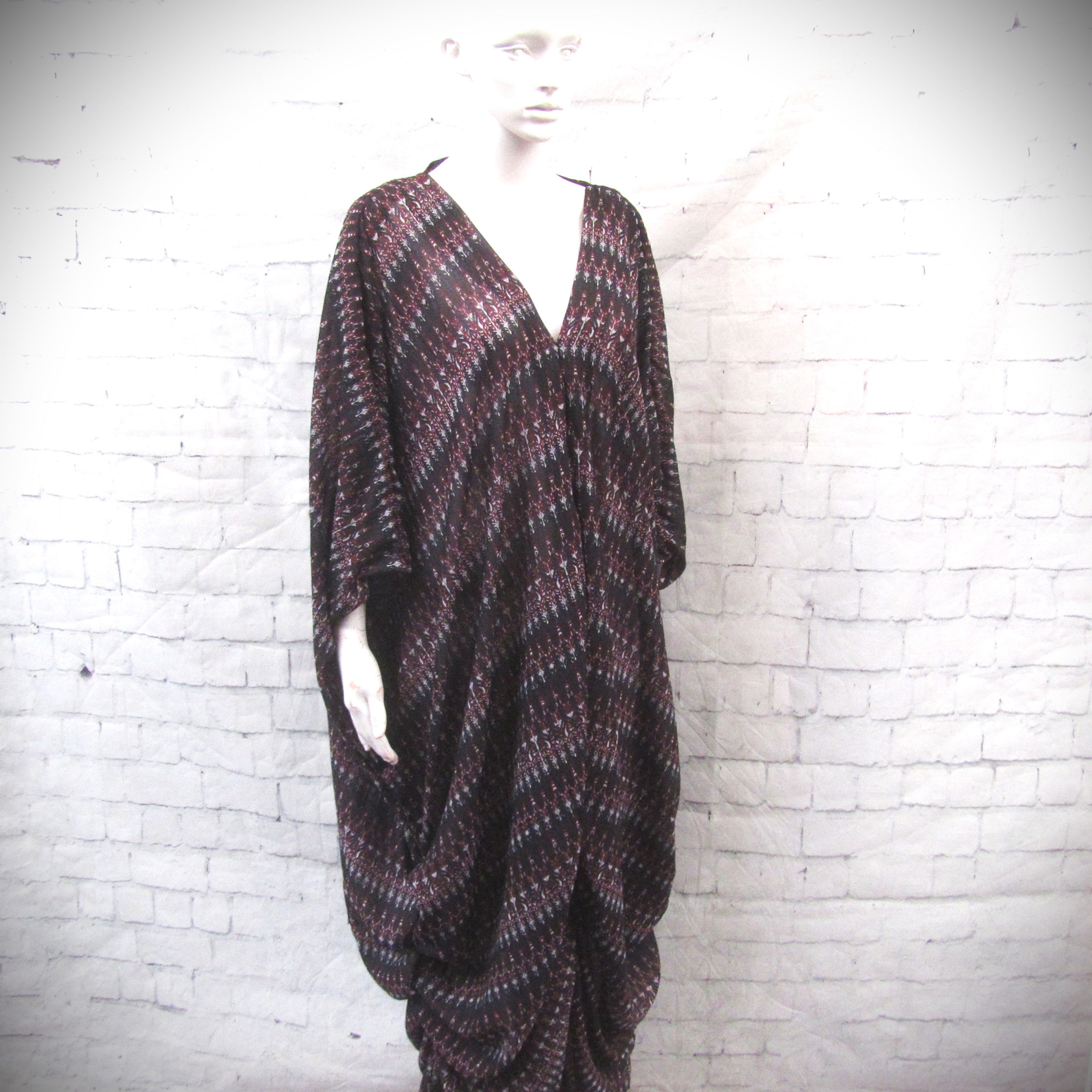 CLARICE kaftan in sheer zig zag print