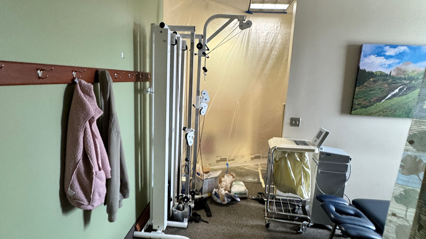 Upgraded Mountain View Therapy space completed by a Montrose commercial contractor.