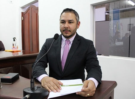 Vander Dosso apresenta Projeto de Lei para homenagear o Servidor Manoel Lavor