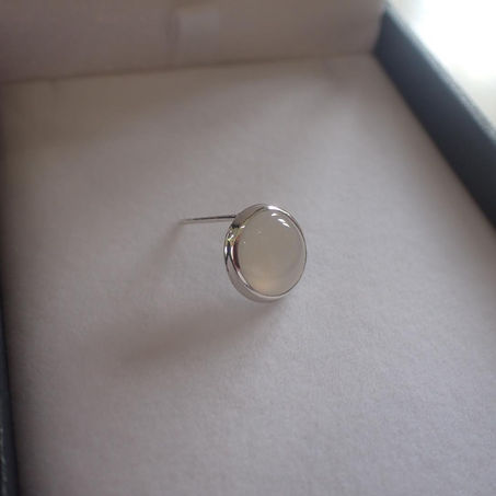 【ジュエリーオーダー】山形産めのうのピアスをお仕立てしました。