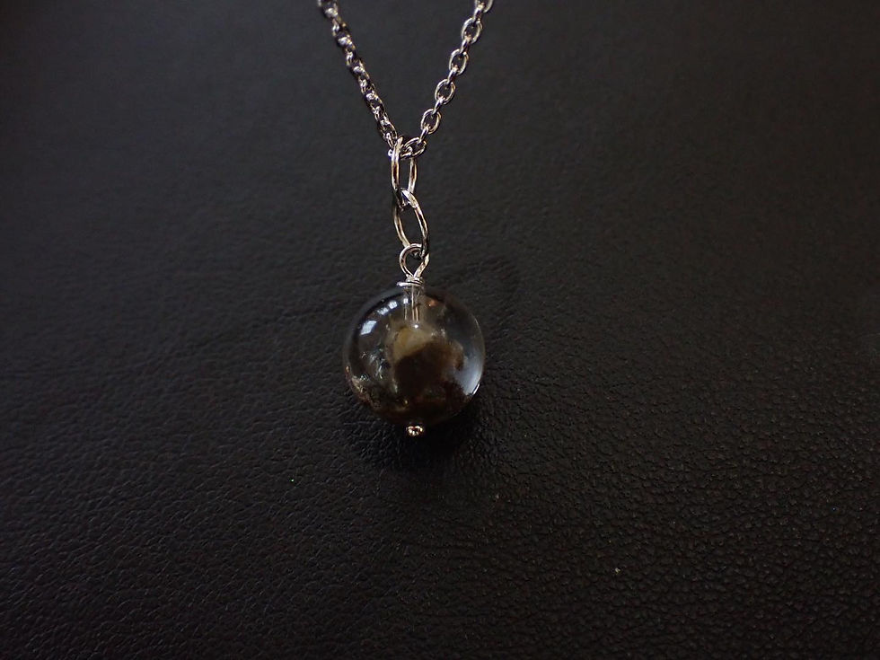 店内でお仕立てしたガーデンクォーツのネックレス