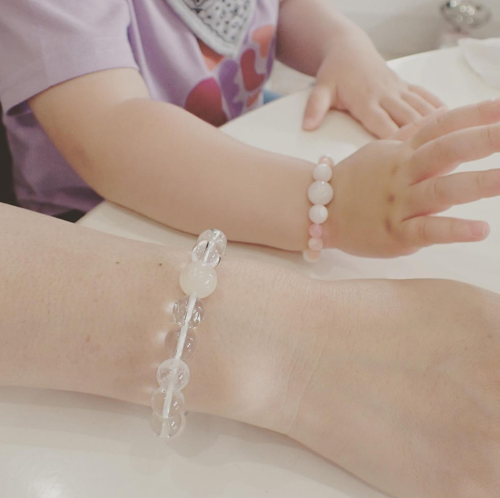 天然石ブレスレット　ママとお揃い　ピンクオパール　マザーオブパール　アゼツライト　ハンドメイドジュエリー　ハンドメイドアクセサリー　山形県山形市　宝石店　ジュエリーショップ　アトリエジェムカフェ