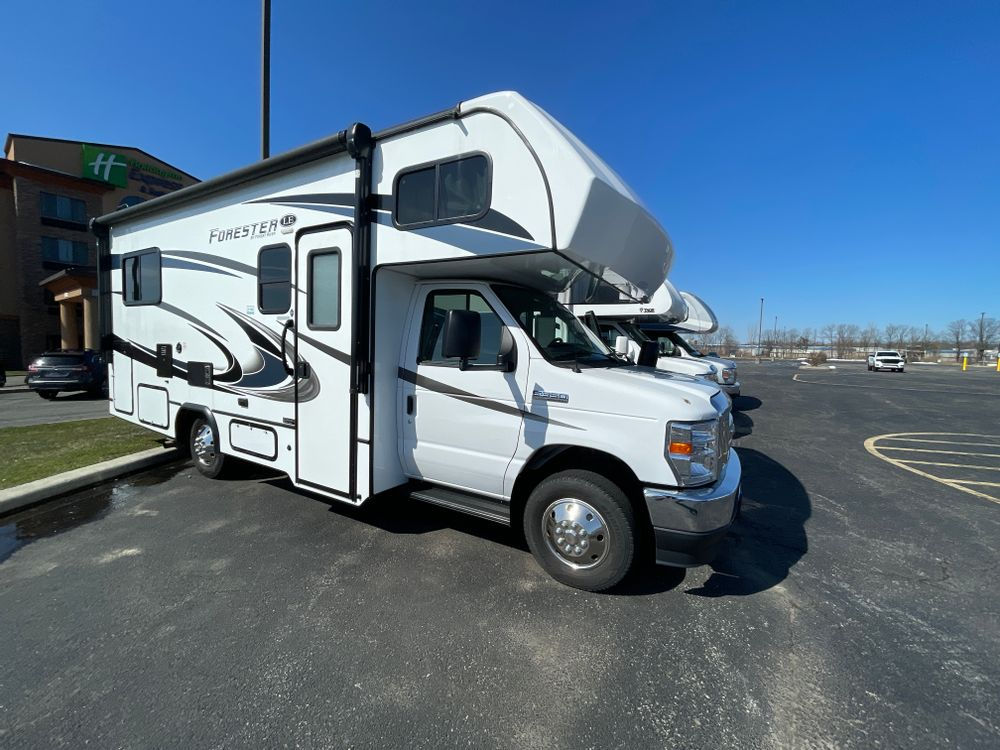 2021 FOREST RIVER \ FORESTER LE 2151S Sale!