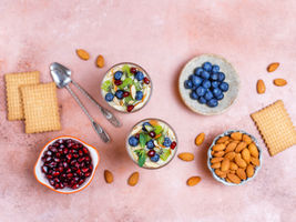5 Healthy Snacks Under 200 Calories