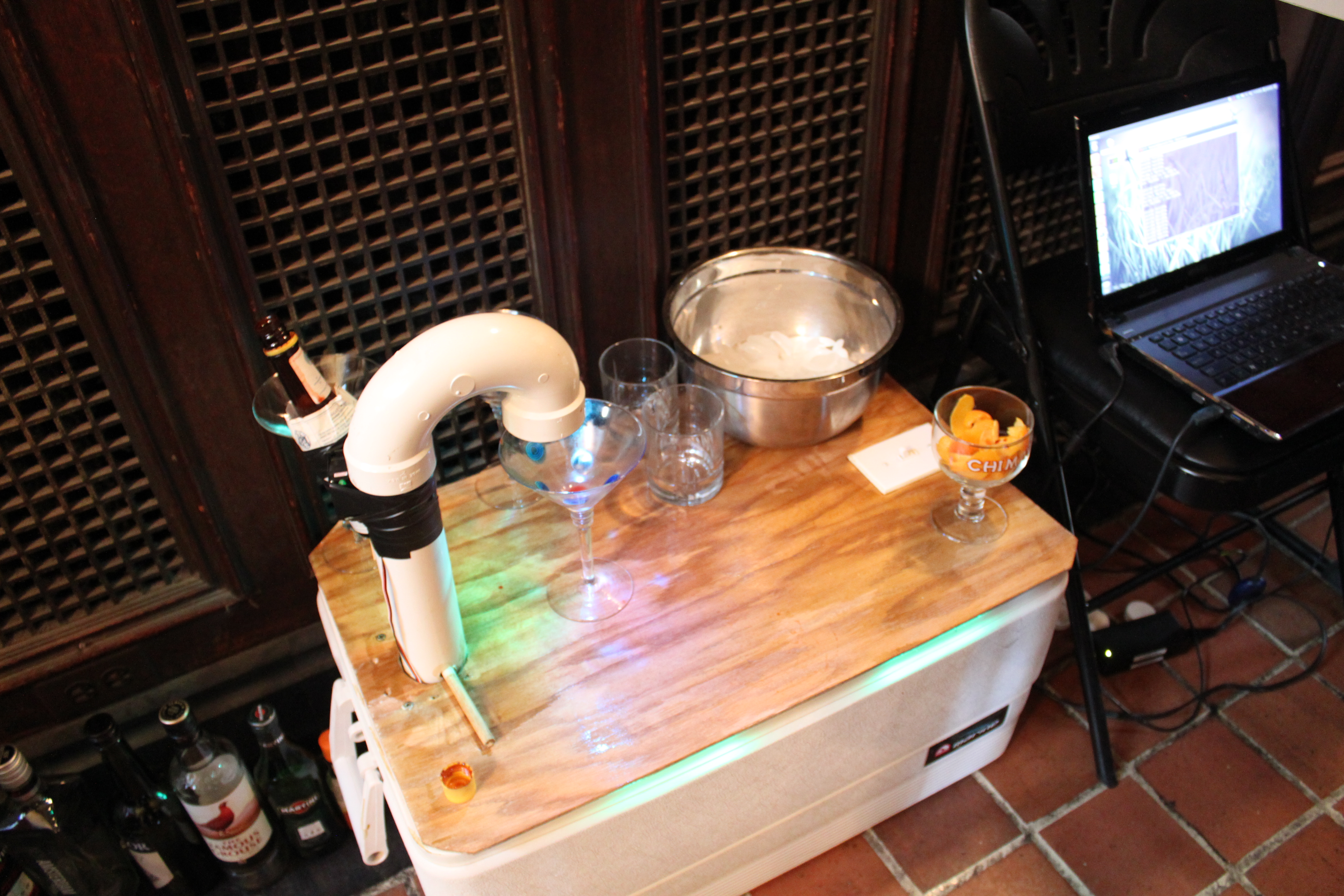 146. Piano Bartender