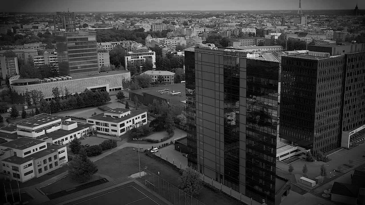 Vista urbana em preto e branco