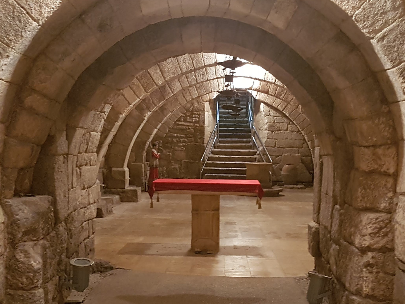 Crypt_of_Saint_Antoninus,_Cathedral_of_Palencia_031.jpeg