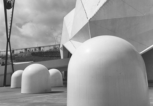 Pavilion Plaza with Floats in the foreground