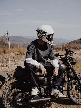 MOTOR CYCLES | haku