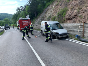 2023-06-02 Alarmierte Menschenrettung auf der B11