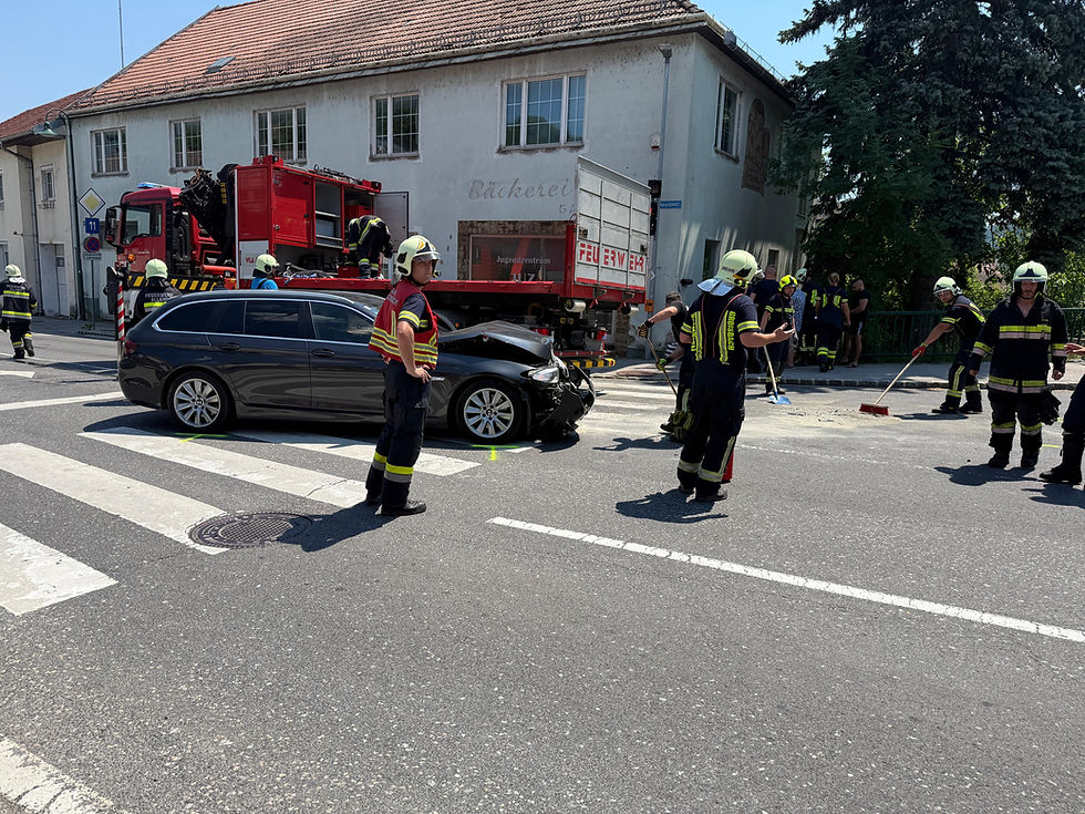 2026-06-28 Verkehrsunfall im Kreuzungsbereich Alland