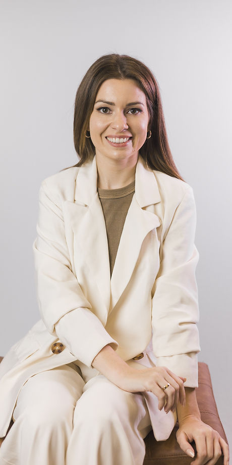 sentada frente.jpg