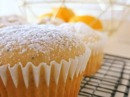 Muffin soffici al limone e semi di papavero