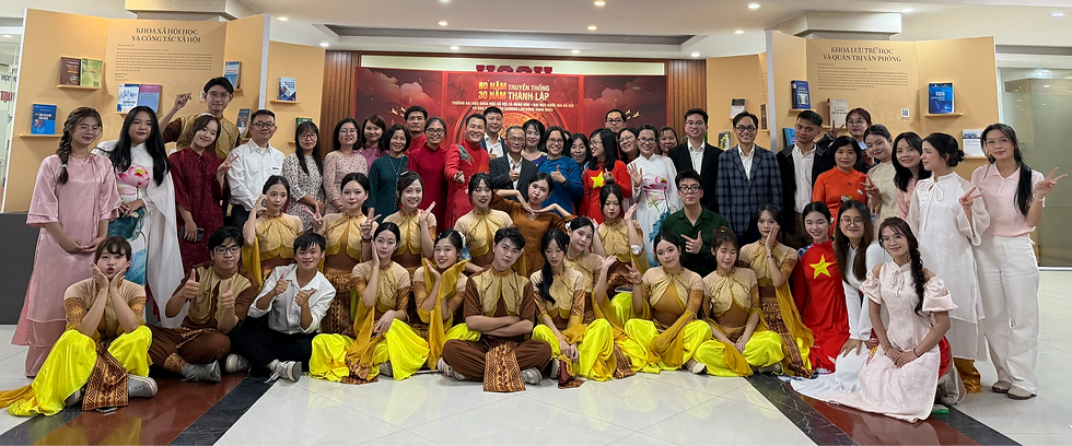 văn nghệ_edited.png