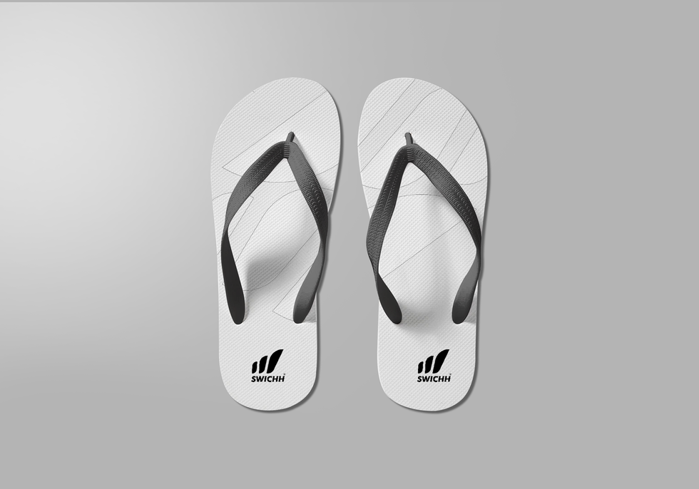 Free-Slipper-Mockup-PSD-Template