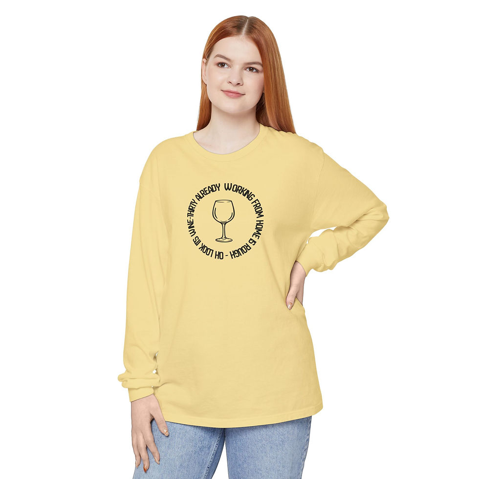 Miniatura: Long Sleeve Working From Home Wine Glass Graphic