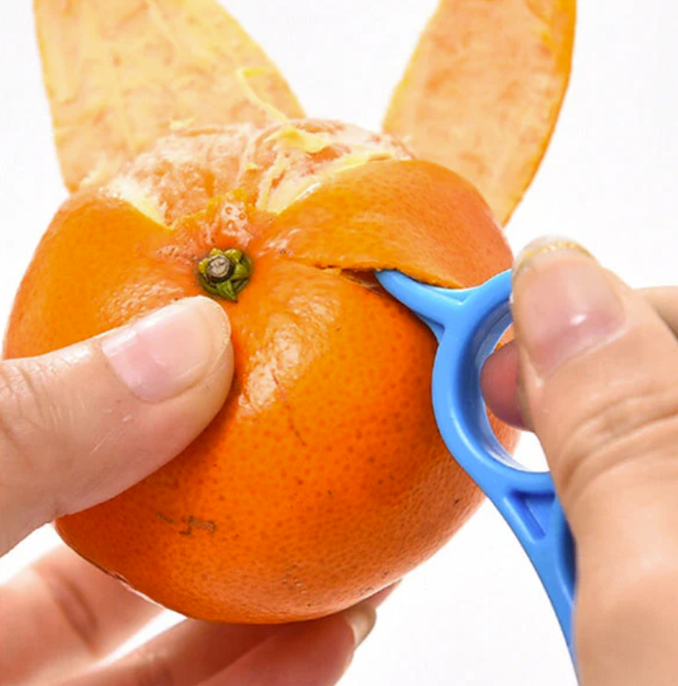 Thumbnail: Snail-Shaped Ring Orange Peeler – Easy & Mess-Free Citrus Tool