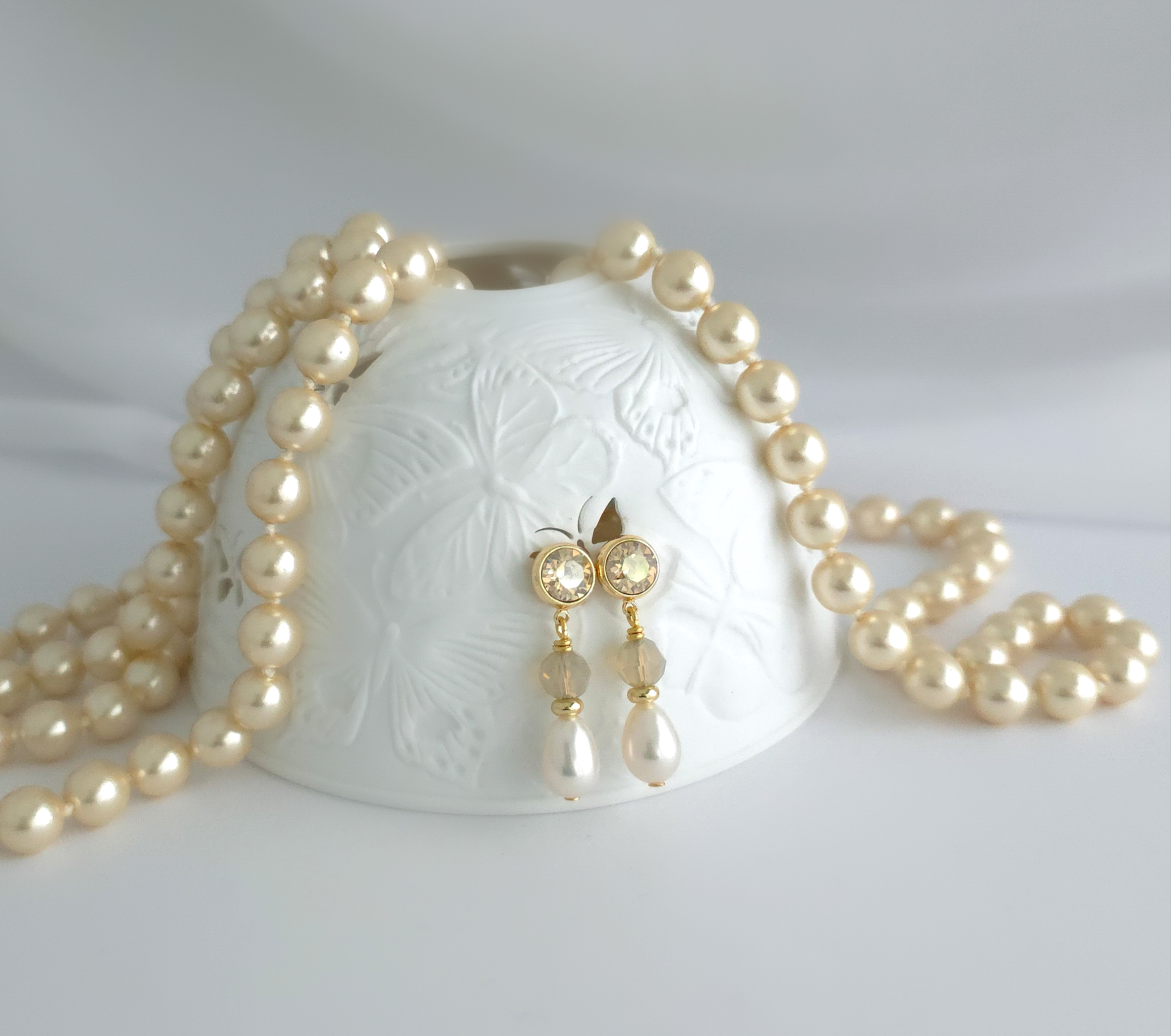 Austrian Crystal & Freshwater Pearl Earring Drops