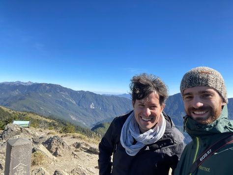 Explorando los jardines y fábricas de té de Lishan, Taiwán: una experiencia turística única